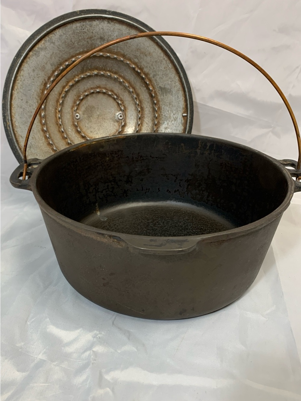 VTG WAGNER WARE SIDNEY O 1268 C CAST IRON DUTCH OVEN + LID BAIL HANDLE 1924 - 35